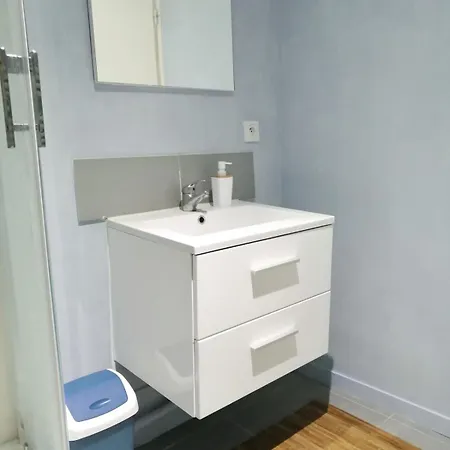 Subplex - 2 People - Metro Mermoz-parc Parilly * Bron